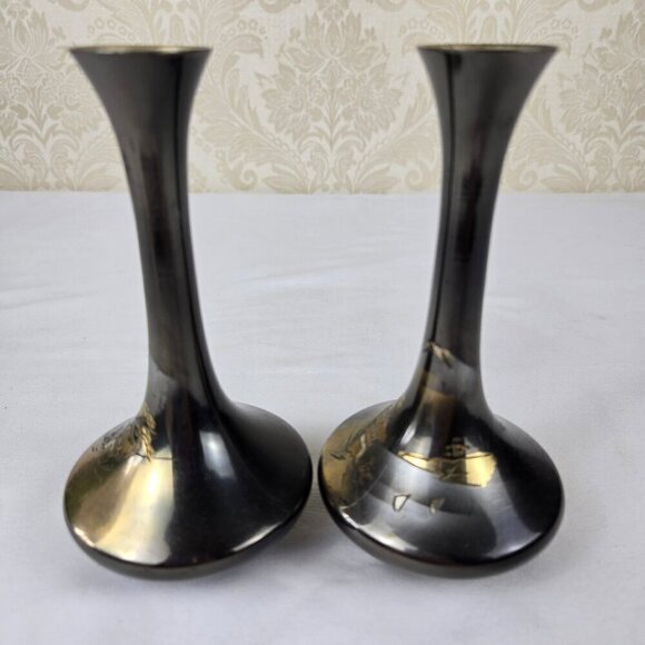 Pair of Japanese Genie Bottle Bud Vases Snow Capped Mt Fuji Village Etching Vtg - Picture 2 of 13